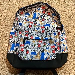 BRAND NEW exclusive Disney Store Mickey Mouse & Friends Character Backpack!!